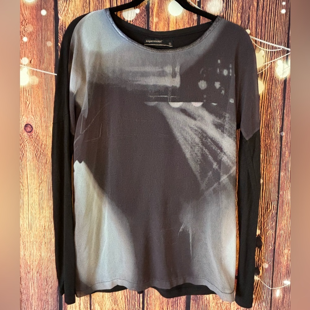 Soyaconcept Black and Gray Top Sheer front